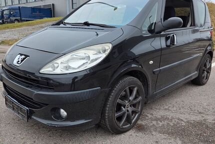 Peugeot 1007 200.000 km 850 &euro; HOCHDORF 71735