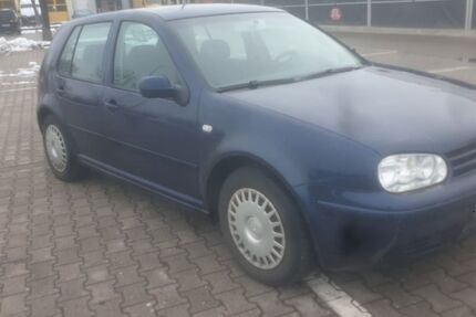 VW Golf 143.500 km 1.750 &euro; Rosenheim 83026