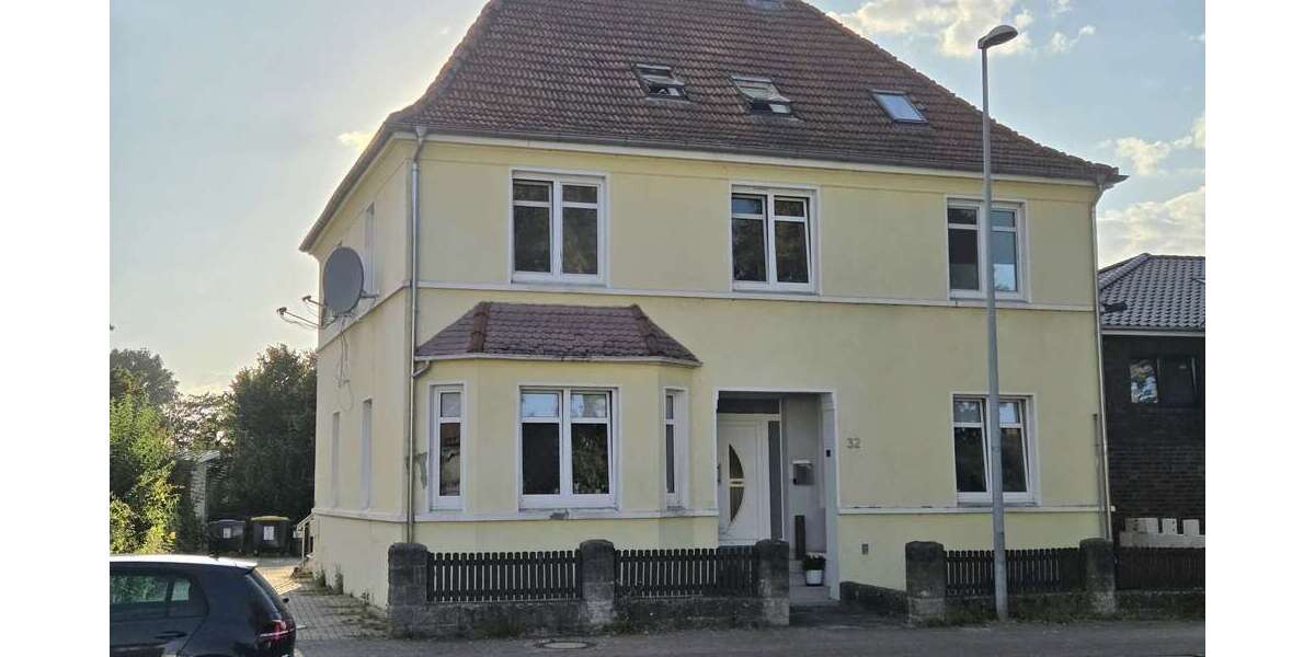 Haus zum Kaufen in Bergen 409.000 € 280 m² 12 zimmer