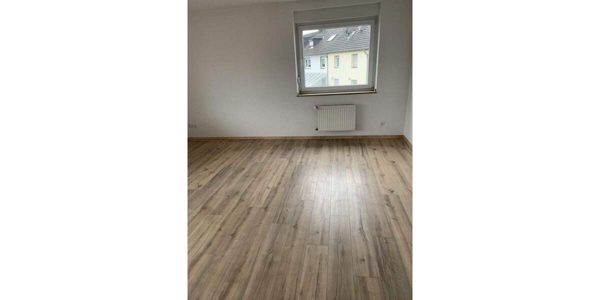 Etagenwohnung Viersen Dülken - 2 Zimmer, 61 m&sup2;, 155.000&euro; | Angebot:25657456
