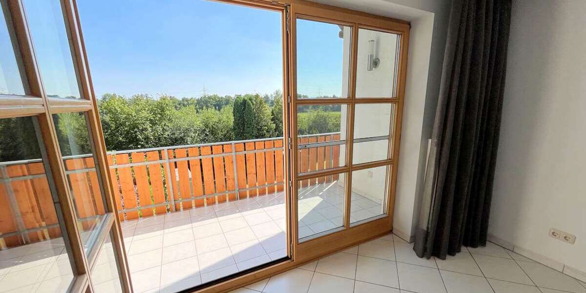 Etagenwohnung Gundelsheim - 4 Zimmer, 97 m&sup2;, 368.000&euro; | Angebot:22675963