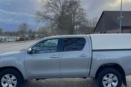 Toyota Hilux 140.000 km 29.750 &euro; Berlin 12681