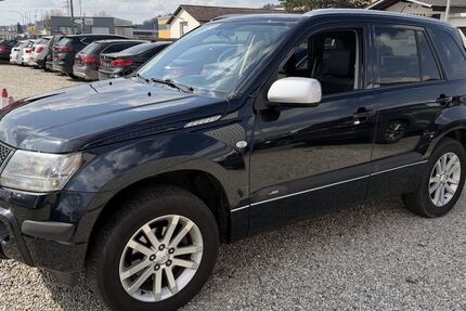 Suzuki Grand Vitara 159.600 km 3.590 &euro; Altdorf / Landshut 84032