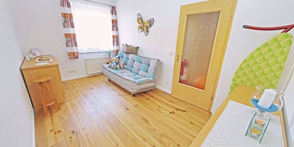 Etagenwohnung Dessau-Roßlau Roßlau - 3 Zimmer, 67 m&sup2;, 92.000&euro; | Angebot:25780809
