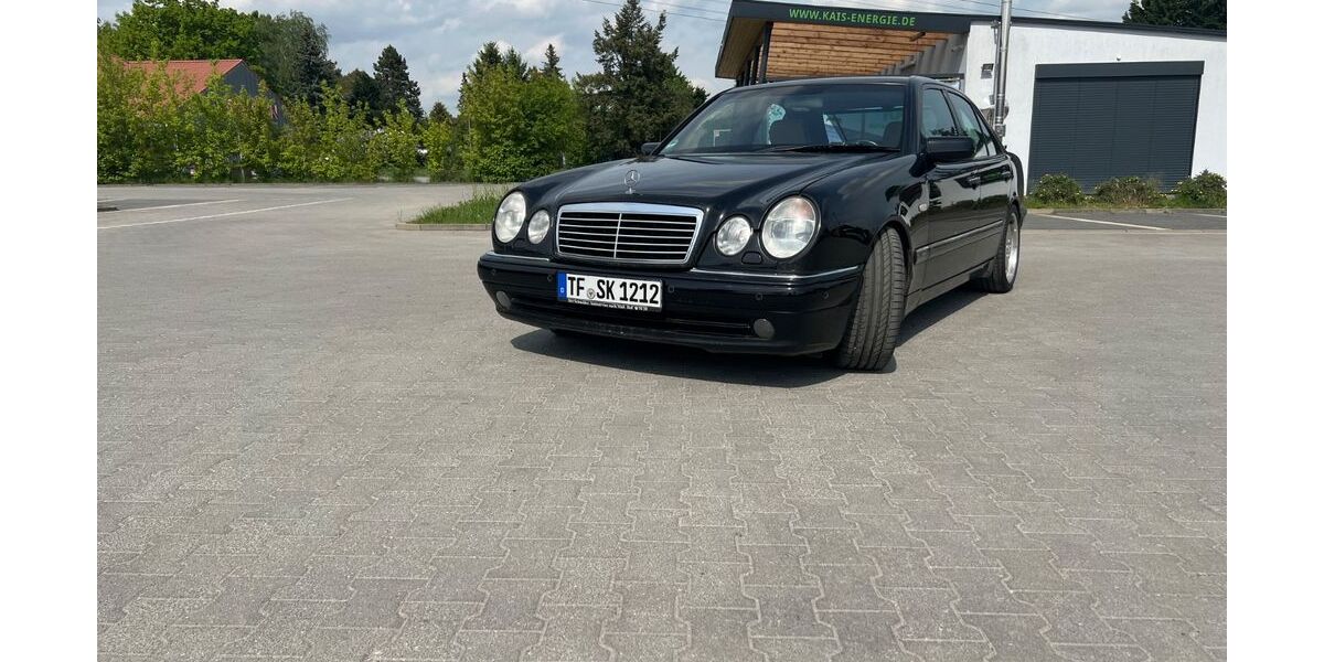 Mercedes-Benz E 50 155.230 km 25.000 &euro; Blankenfelde- Mahlow 15827