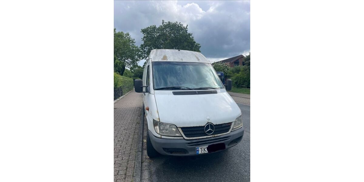 Mercedes-Benz Sprinter 484.000 km 2.990 &euro; oldenburg 26129
