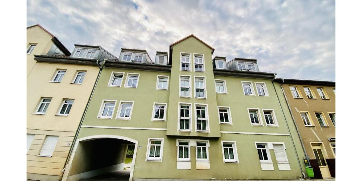 2 Raum DG-Wohnung mit Balkon und Blick ins Grüne. Bad mit Wanne! In Weida! - Dachgeschoßwohnung Weida Liebsdorf | Angebot:26347862