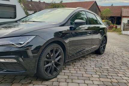 Seat Leon 130.000 km 14.500 &euro; Weihmichl 84107