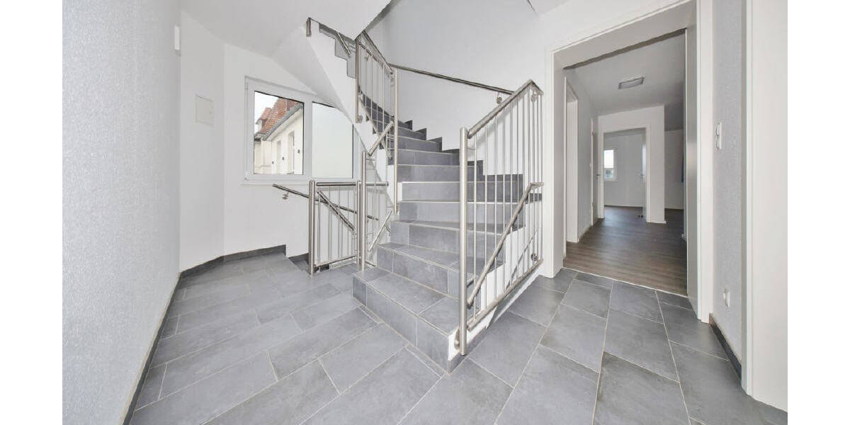 Etagenwohnung Wilhelmshaven-Neuengroden Neuengroden - 3 Zimmer, 73 m&sup2;, 230.000&euro; | Angebot:26219630