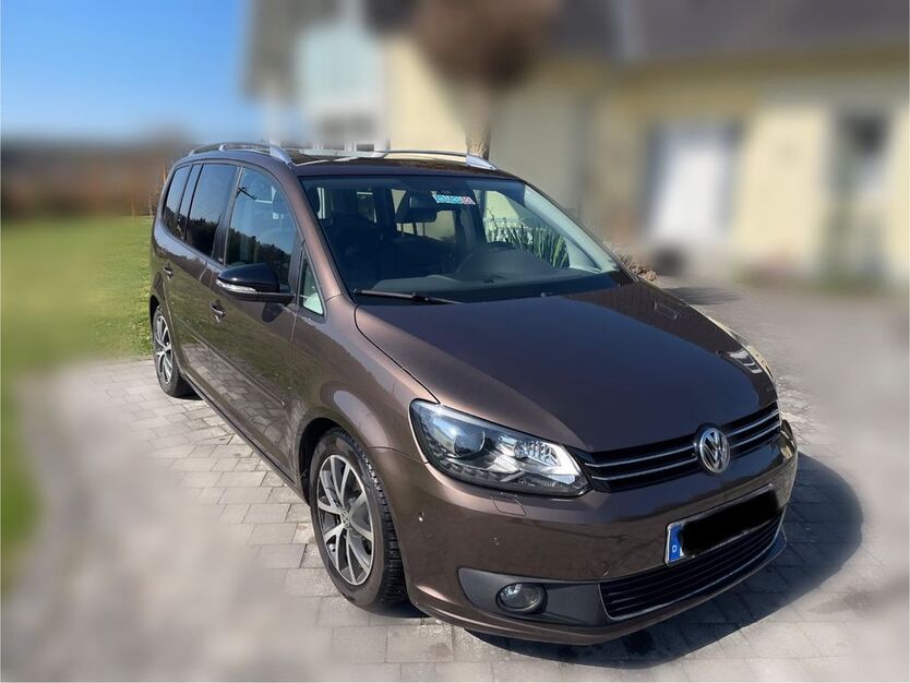 VW Touran 162.000 km 5.699 € Dentlein 91599