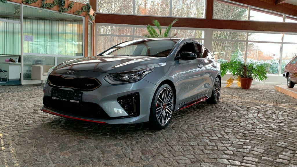 Kia pro ceed / ProCeed 153.000 km 16.490 &euro; Altenburg 04600