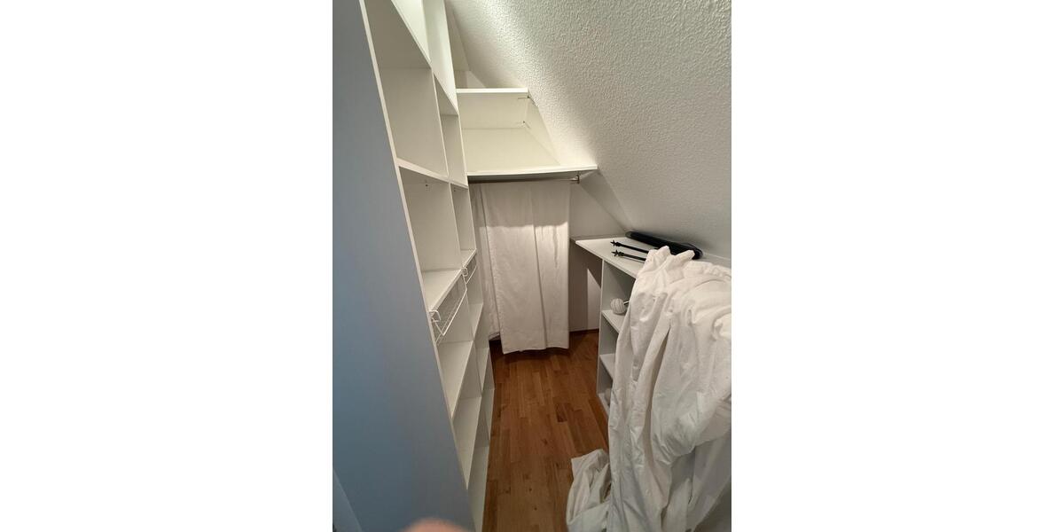 Etagenwohnung Hille - 3 Zimmer, 120 m&sup2;, 1.000&euro; | Angebot:25380033
