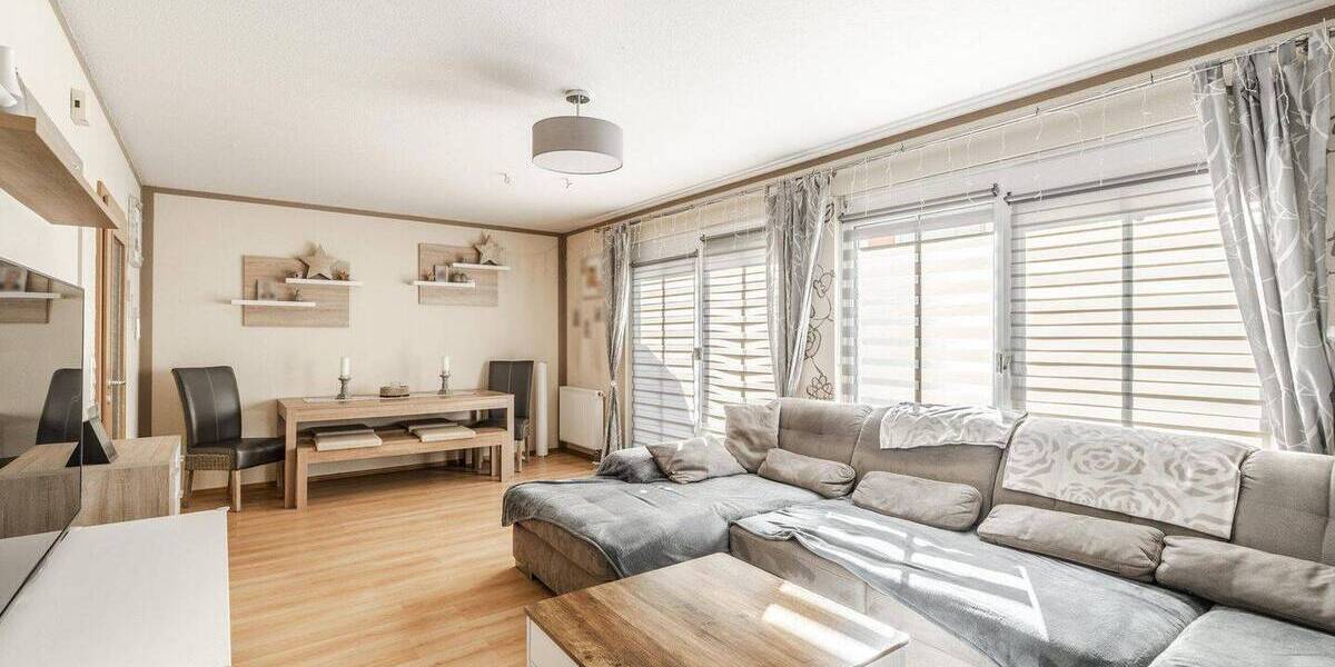 Reihenmittelhaus Ludwigsfelde - 5 Zimmer, 137 m&sup2;, 420.000&euro; | Angebot:26020578