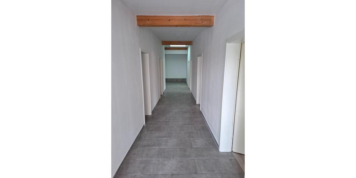 Erdgeschoßwohnung Vilshofen an der Donau - 4 Zimmer, 110 m&sup2;, 1.000&euro; | Angebot:26367696