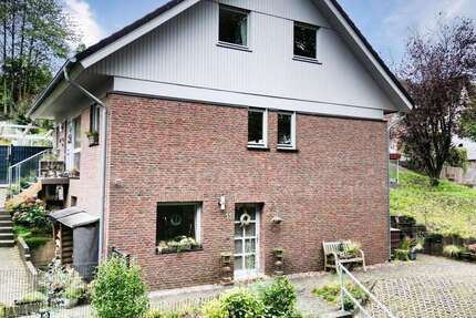 Haus Neunkirchen-Seelscheid Seelscheid - 6 Zimmer, 190 m&sup2;, 557.000&euro; | Angebot:25685005