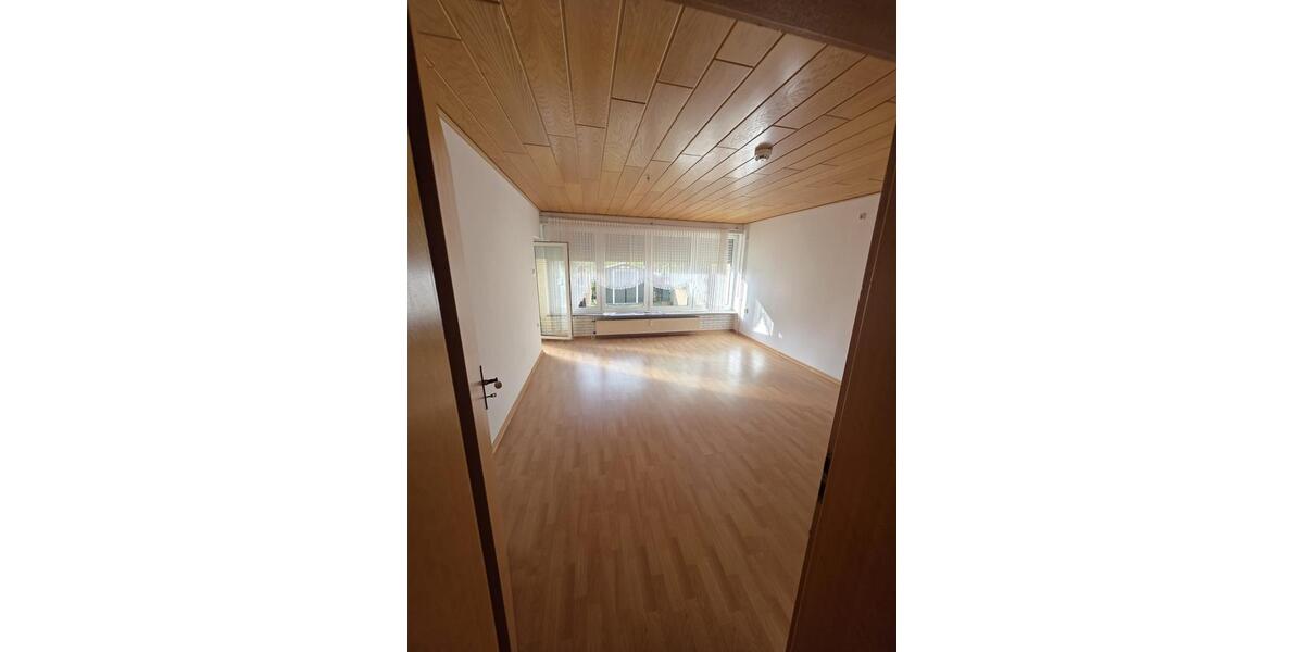 Erdgeschoßwohnung Nettetal - 4 Zimmer, 80 m&sup2;, 1.250&euro; | Angebot:26335374