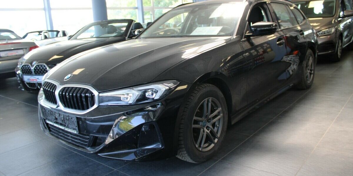 BMW 318 318i Touring Aut. 14.450 km 28.980 &euro; Euskirchen 53881