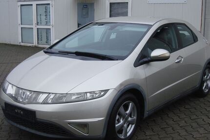Honda Civic 122.000 km 4.950 &euro; Halle ( Saale ) 06116