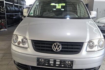 VW Caddy 238.000 km 5.999 &euro; Köln 51107