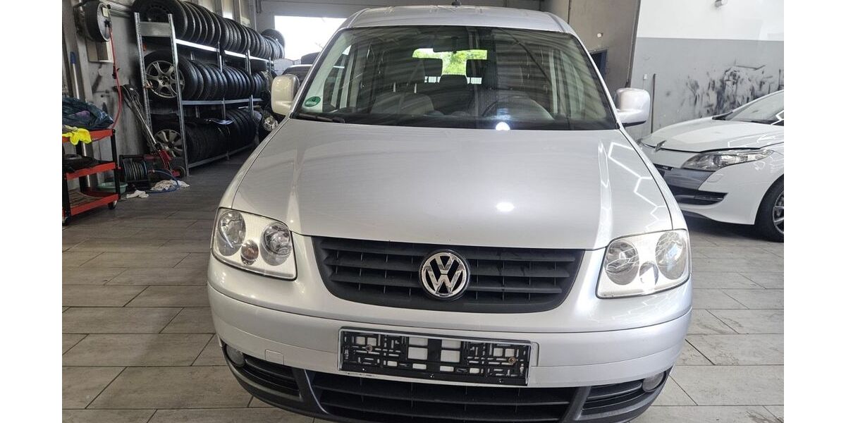 VW Caddy 238.000 km 5.999 &euro; Köln 51107