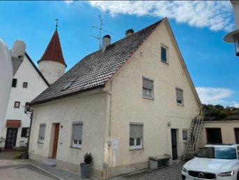 Haus Lauingen (Donau) - 7 Zimmer, 135 m&sup2;, 280.000&euro; | Angebot:26960801