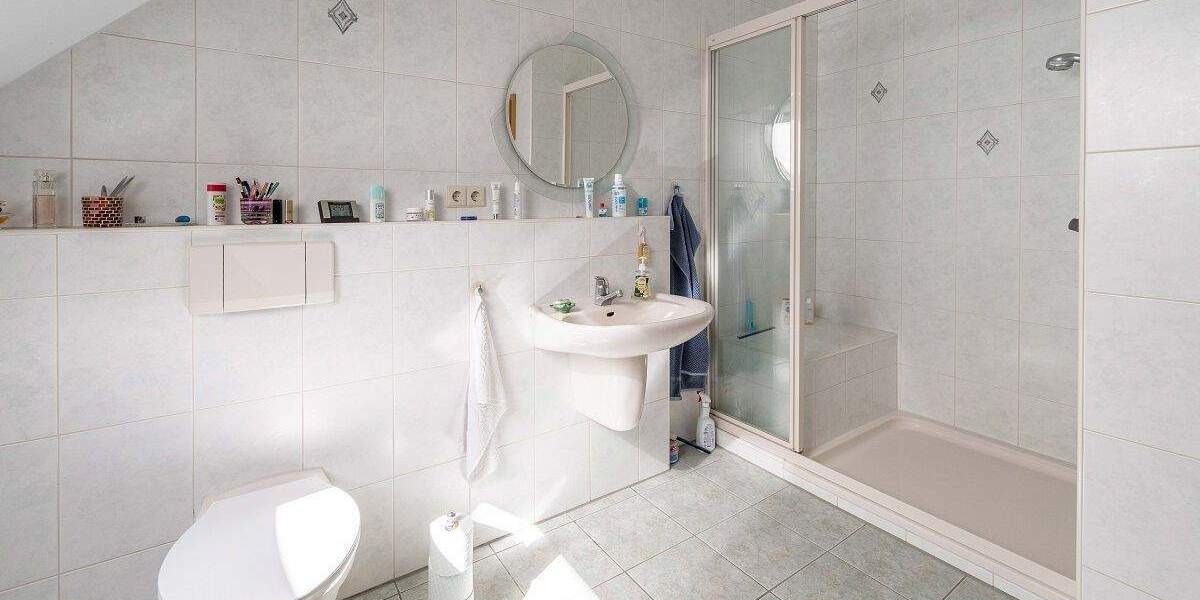 Doppelhaushälfte Bremerhaven Weddewarden - 4 Zimmer, 125 m&sup2;, 299.000&euro; | Angebot:23949495