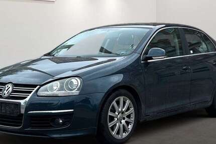 VW Jetta 160.159 km 2.699 &euro; Berlin 12681