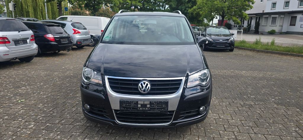 VW Touran 219.000 km 3.200 &euro; Aalen 73433