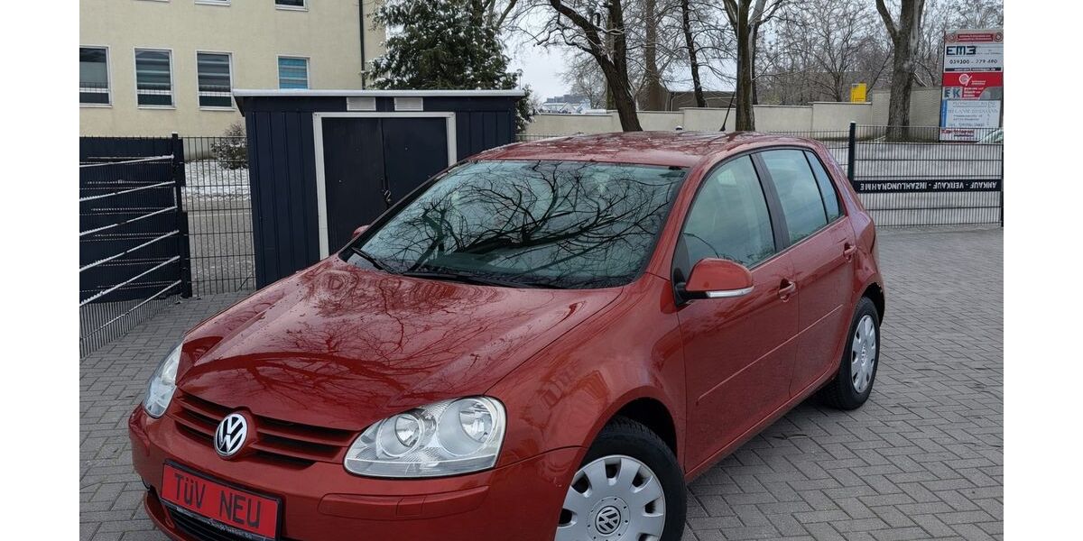 VW Golf 215.000 km 2.500 &euro; Heyrothsberge Bideritz 39175