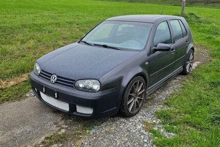 VW Golf 272.242 km 2.300 &euro; Sigmarszell 88138