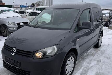 VW Caddy 311.000 km 4.800 &euro; München 81829