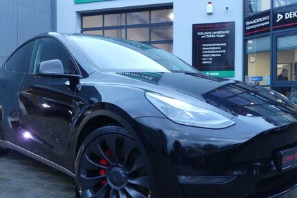 Tesla Model Y 56.212 km 36.800 &euro; Berlin 13156