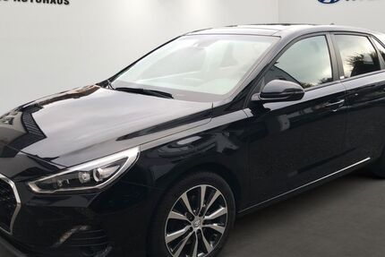 Hyundai i30 51.190 km 16.290 € Olpe 57462
