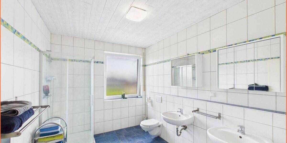 Einfamilienhaus Gangelt-Breberen Breberen - 7 Zimmer, 270 m&sup2;, 549.000&euro; | Angebot:26358393