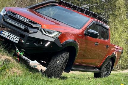Isuzu D-Max 7.000 km 73.899 &euro; Uetersen 25436