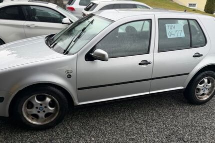 VW Golf 224.000 km 799 &euro; Haselbach/Tiefenbach 94113
