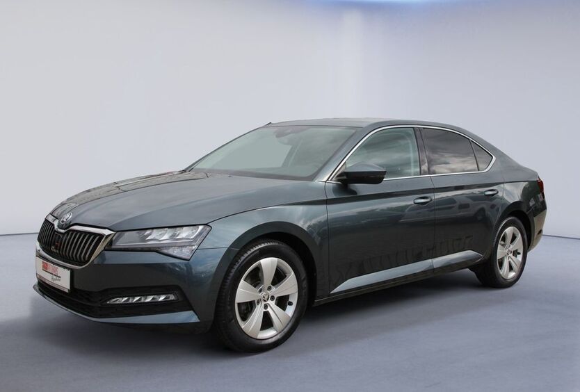Skoda Superb 54.900 km 25.490 € Chemnitz 09228