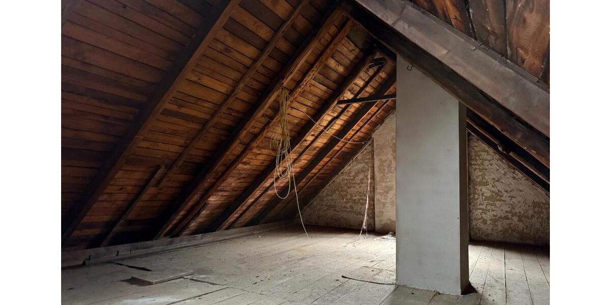 Einfamilienhaus Pasewalk - 12 Zimmer, 300 m&sup2;, 70.000&euro; | Angebot:26164965