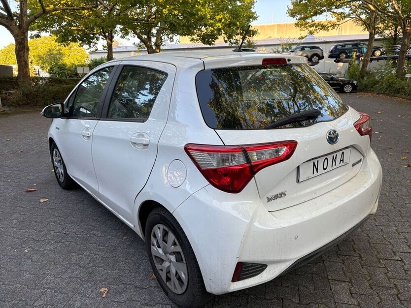 Yaris