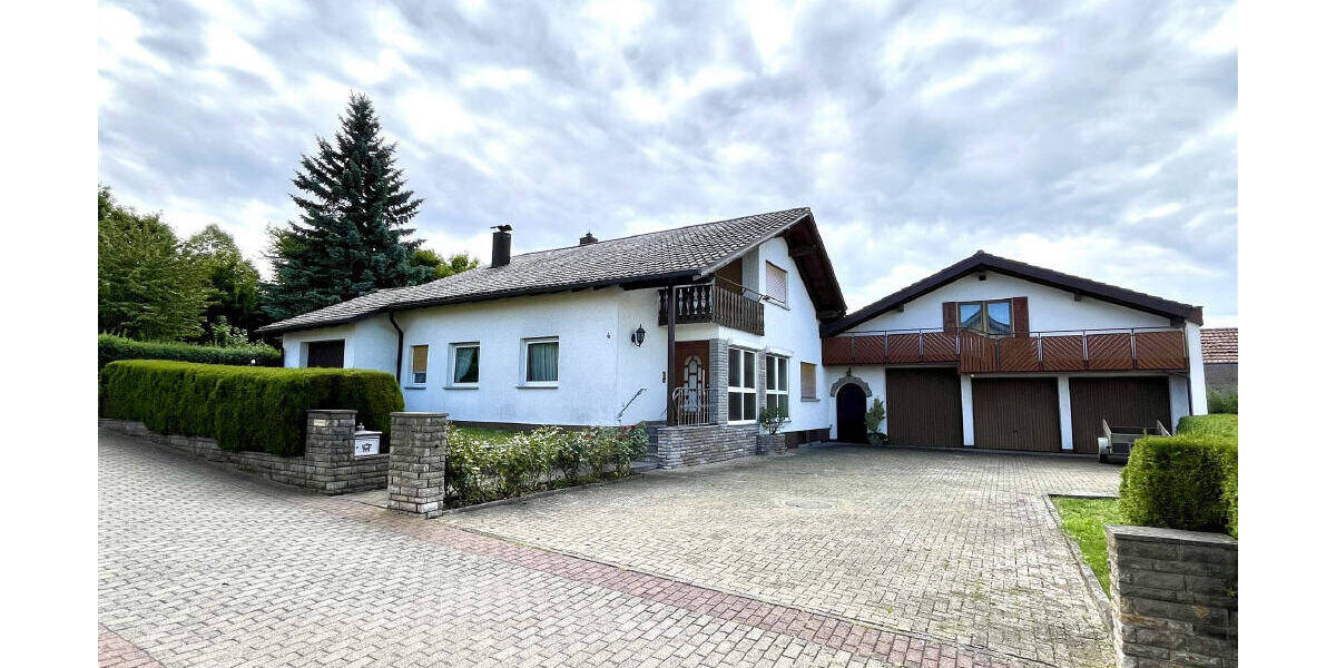 Großzügiges individuelles Anwesen in Igersheim- Ortsnähe 5 zimmer