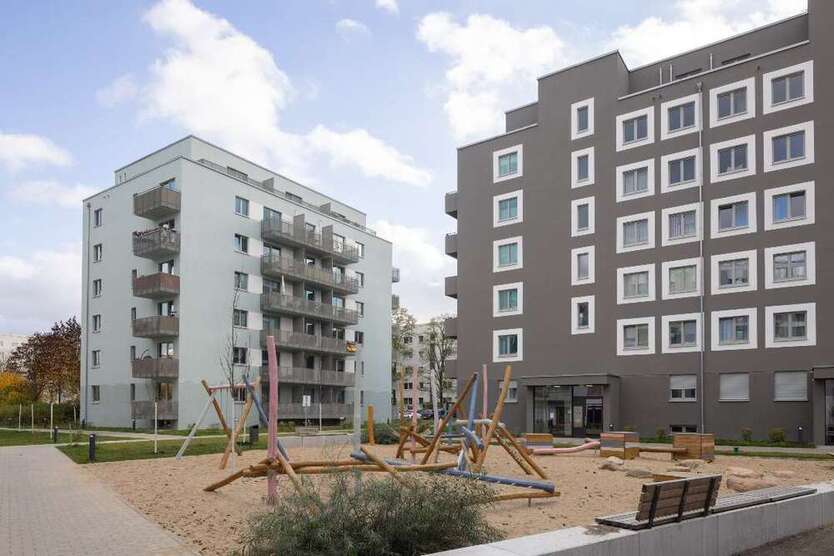 Wohnung zum Mieten in Berlin 1.210,46 € 81.13 m²