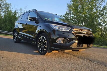 Ford Kuga 107.000 km 19.999 &euro; Erlensee 63526