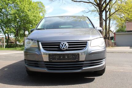 VW Touran 220.000 km 1.990 &euro; Schwebheim 97525