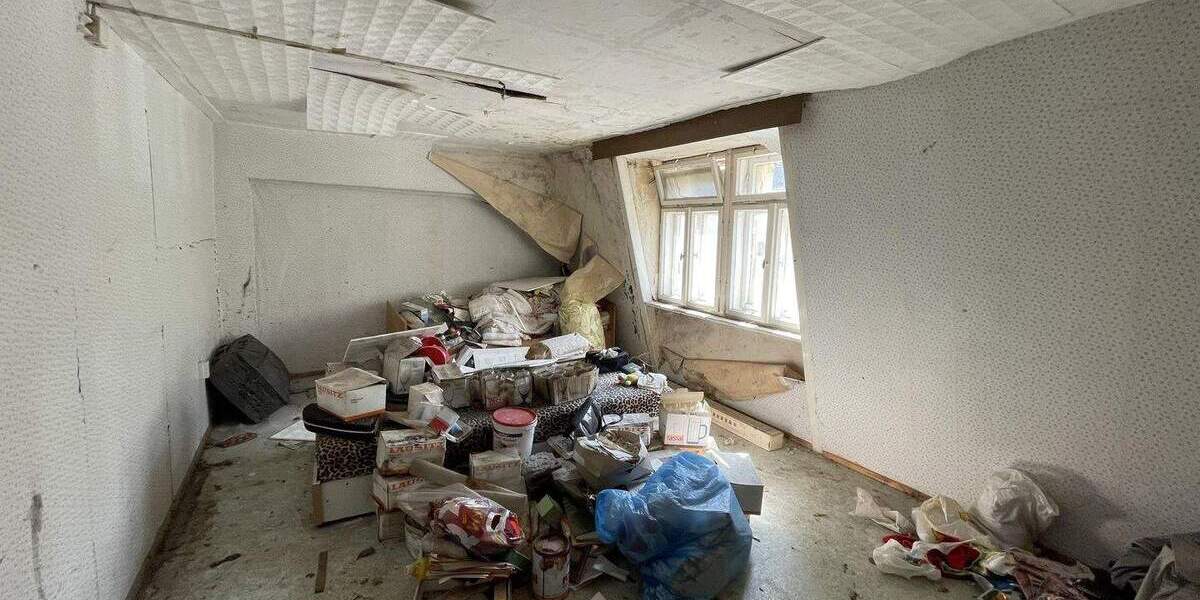 Mehrfamilienhaus, Wohnhaus Glashütte - 5 Zimmer, 126 m&sup2;, 45.000&euro; | Angebot:24056875