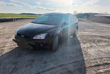 Ford Focus 184.500 km 1.800 &euro; Fluorn-Winzeln 78737