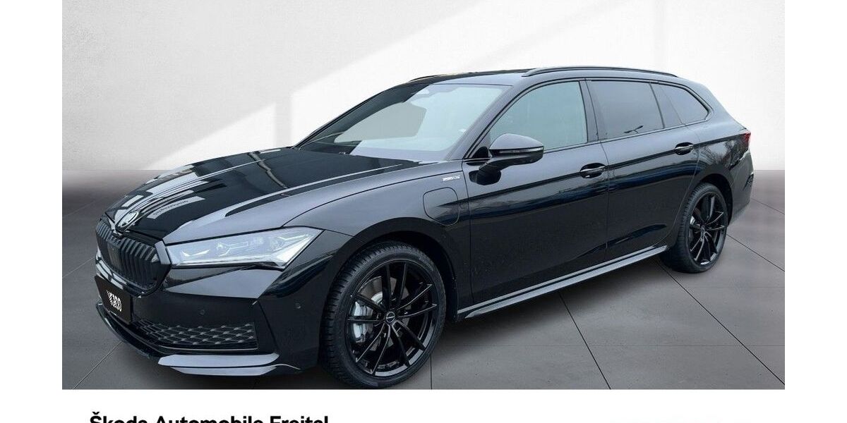 Skoda Superb 3.500 km 52.850 &euro; Freital 01705