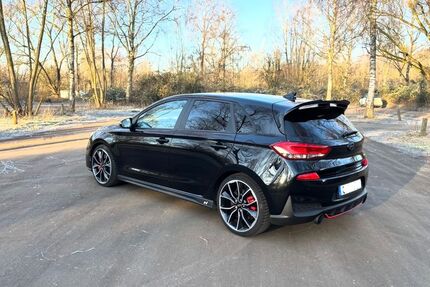 Hyundai i30 174.500 km 14.900 &euro; Bremen 28205