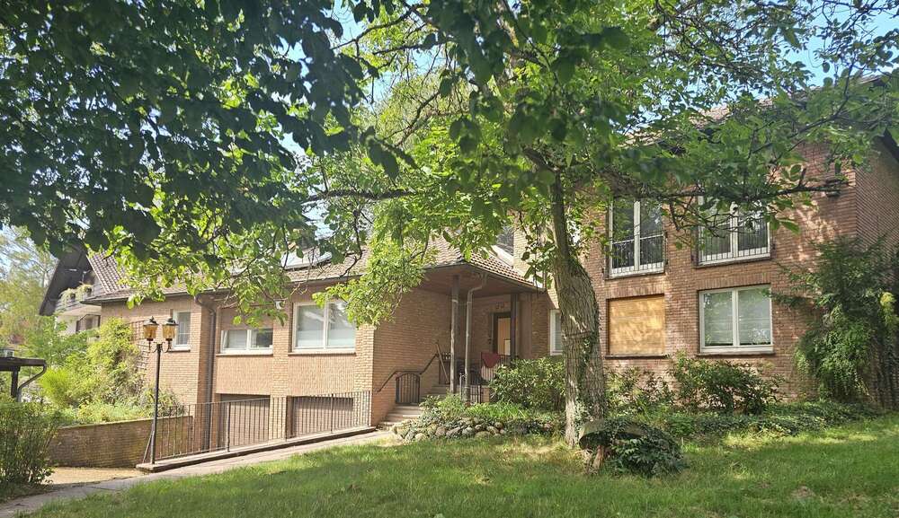 Einfamilienhaus Bad Bevensen - 9 Zimmer, 397 m&sup2;, 439.000&euro; | Angebot:26057676