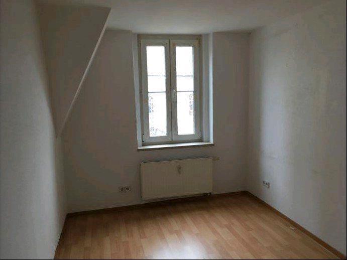 Dachgeschoßwohnung Auerbach/Vogtland Vogtland - 3 Zimmer, 60 m&sup2;, 45.000&euro; | Angebot:26757984