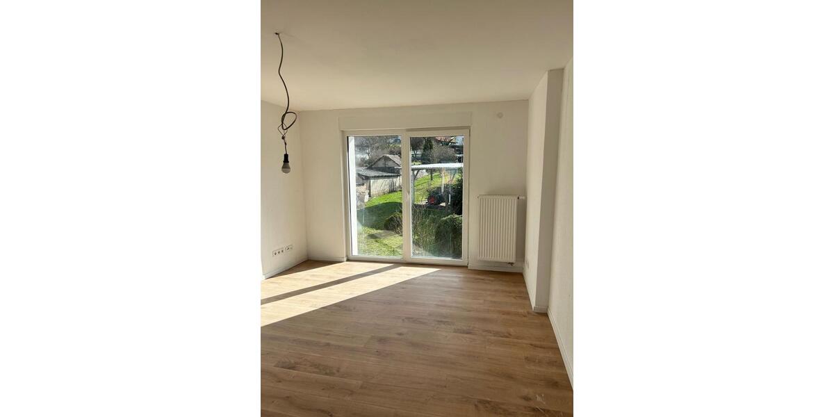 Etagenwohnung Abtsteinach - 3 Zimmer, 75 m&sup2;, 800&euro; | Angebot:25590683